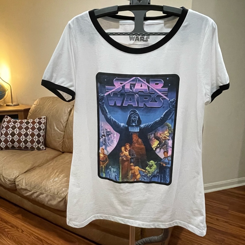 NWOT Her Universe Star Wars The Empire Strikes Back Poster Ringer T-Shirt - XL